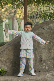 Tropical Print Kurta, Colour Blocked Bandi and Pants Set